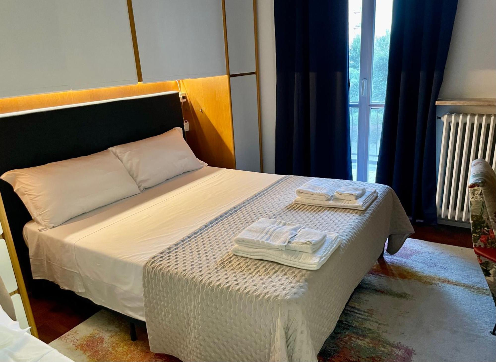 149 Borgo Ticino Suite Attico Di Lusso Con Terrazzo E Parking Privato Pavia Esterno foto
